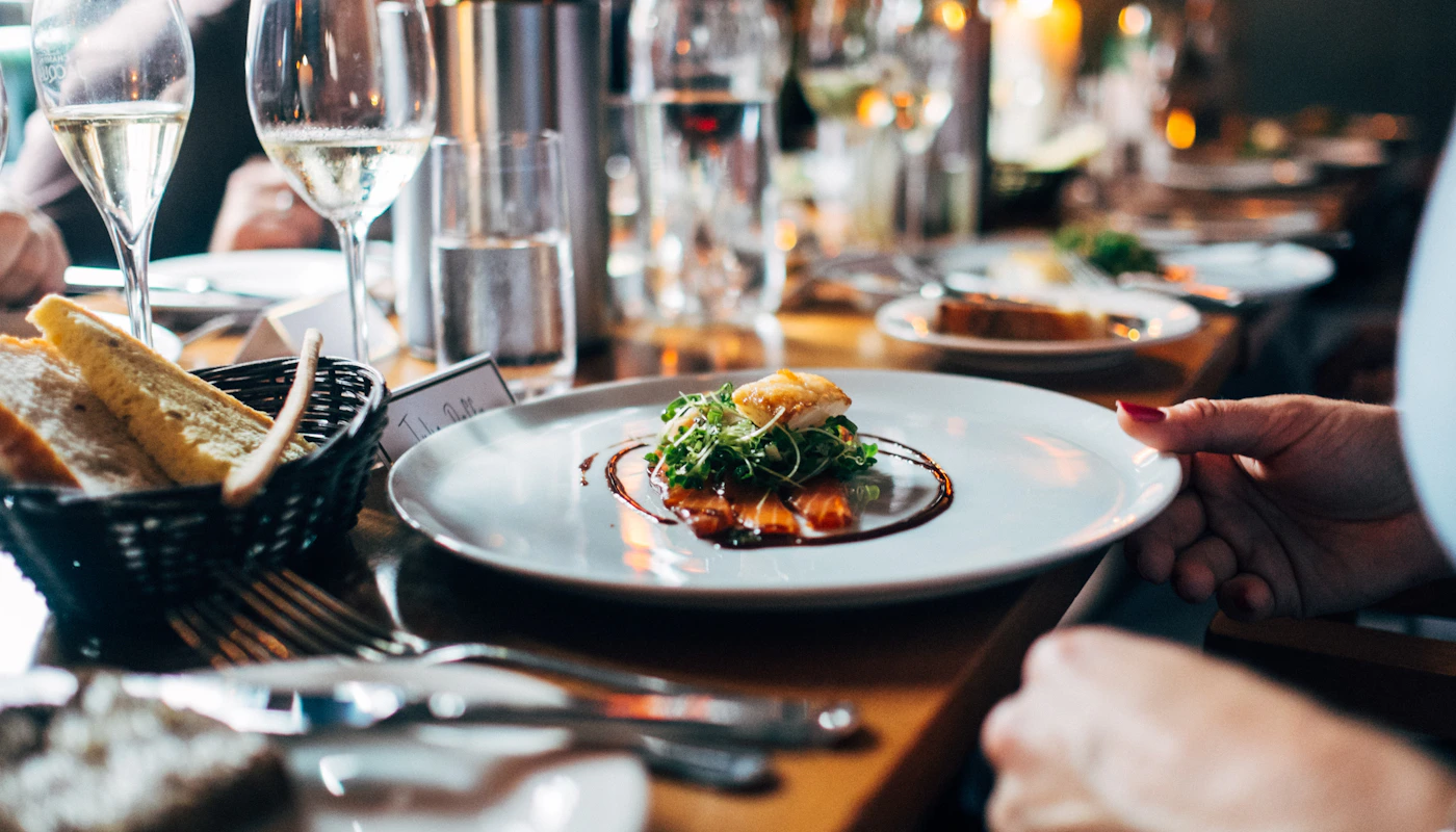 AI Food & Beverage: Visual Cinematografici Luxury | DigitalX Studio